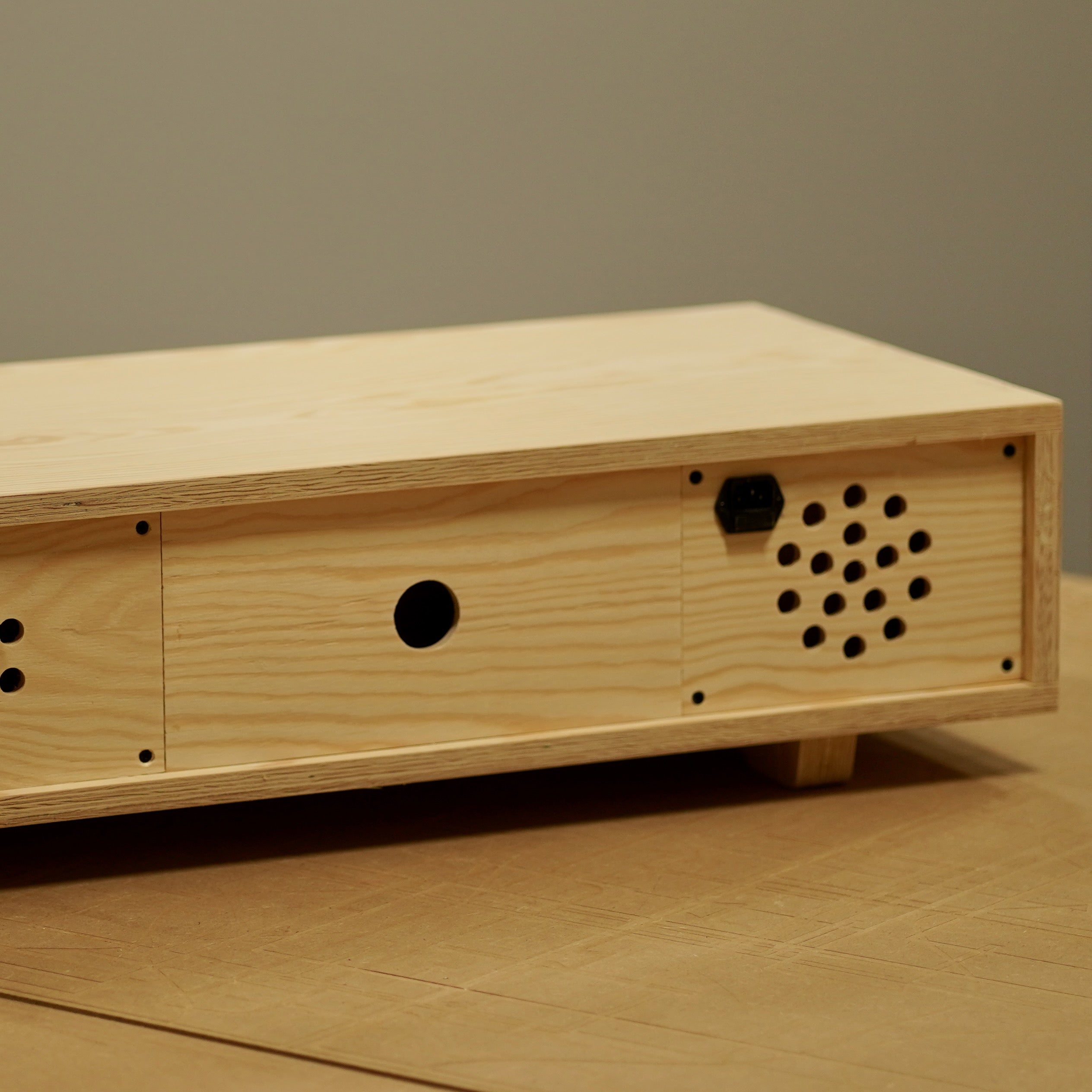 Plyphonic BT 1